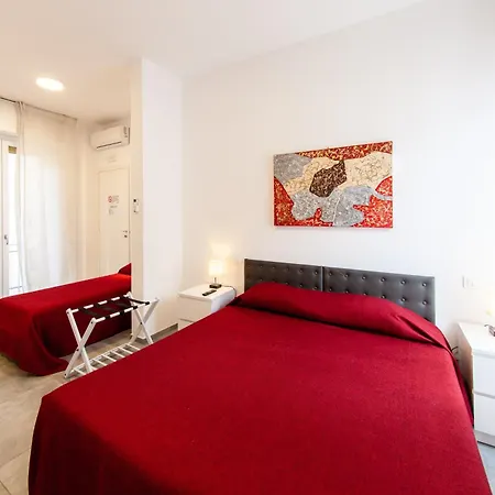 招待所 Holidays 123 3*