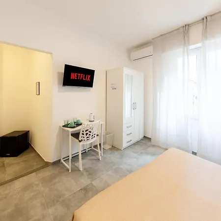 Holidays 123 斯培西亚