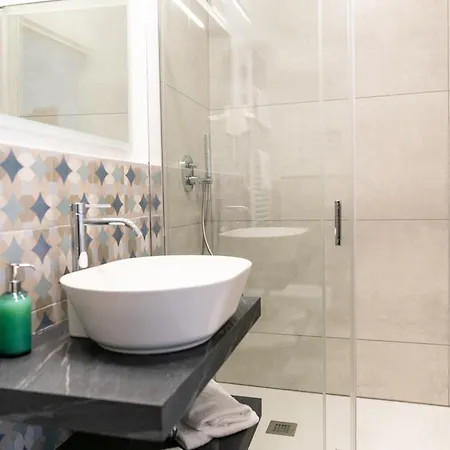 Holidays 123 招待所 斯培西亚